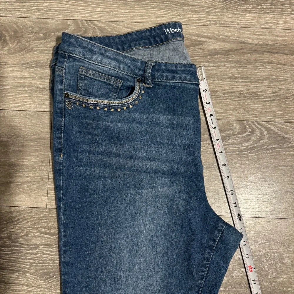 Westport Signature Fit Bootcut Jeans Women 22W 42x30 Embroidered Pockets Stretch